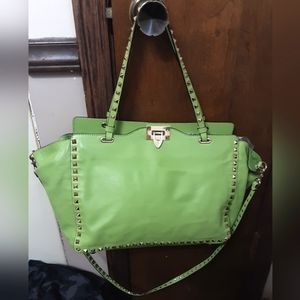 VALENTINO GARAVANI Trapeze Rockstud Shoulder Bag Lime Green